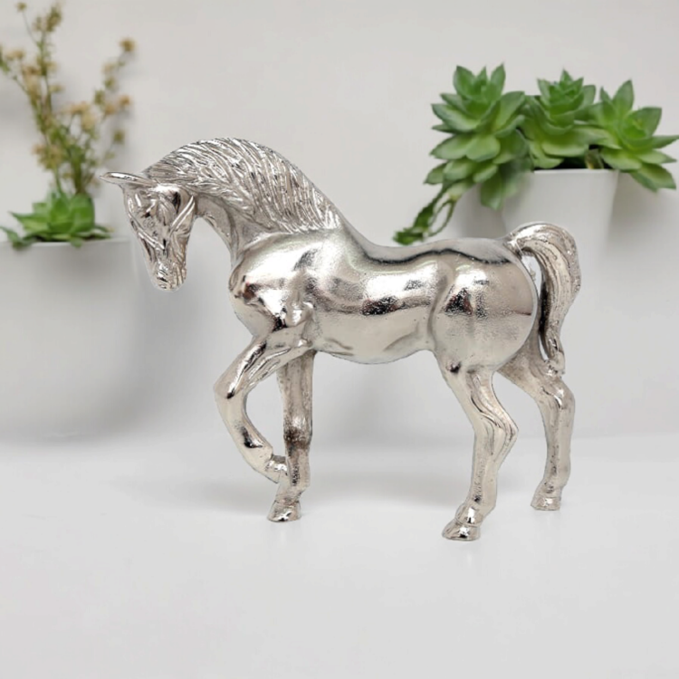 Stylowa-Srebrna-Figurka-Konia-Koń-Metalowa-Dekoracja-Rzeźba-aluminium