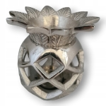 Świecznik ananas srebrny metalowy na tealight nowoczesny prezent ozdoba